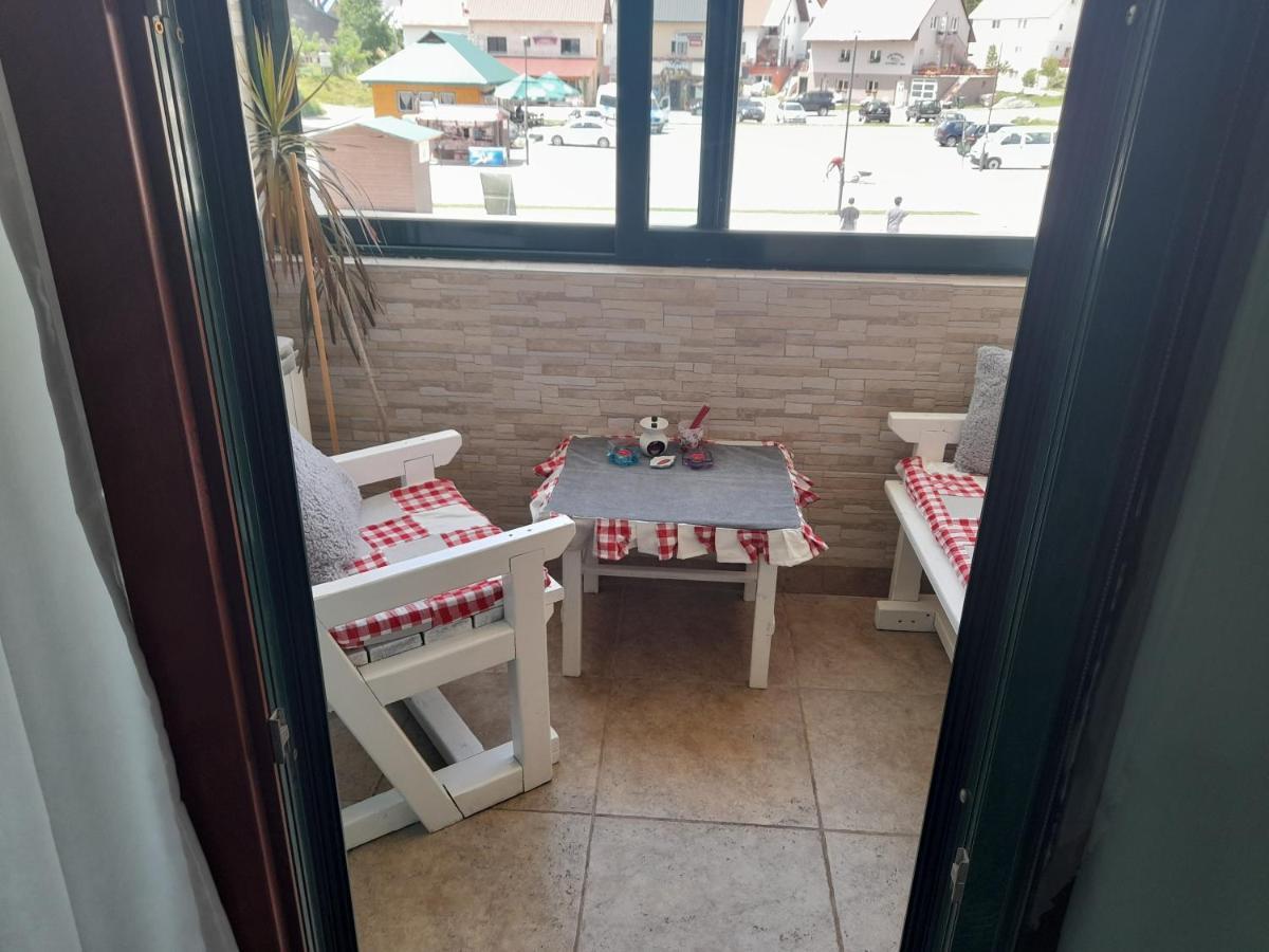 Gloria Apartman Žabljak Exteriör bild